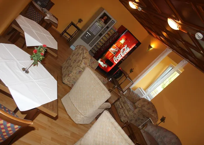 Zur Alten Post Pensjonat Steinhaus am Semmering